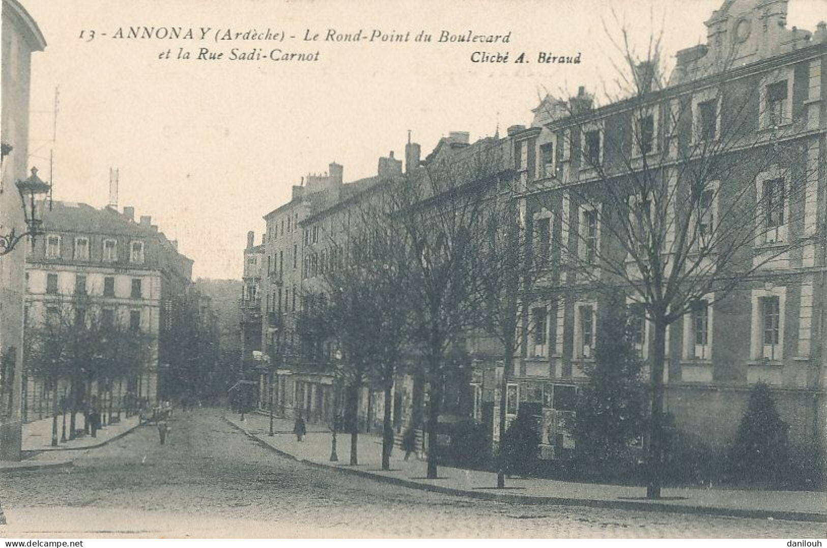 07 // ANNONAY  Le Rond Point Du Boulevard Et La Rue Sadi Carnot  13 - Annonay