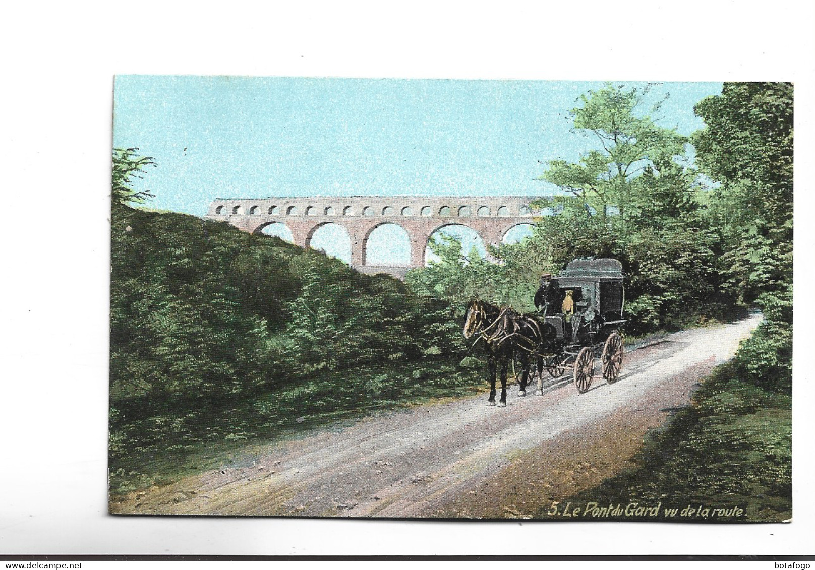 CPA DPT 30 LE PONT DU GARD  VU DE LA ROUTE - Autres & Non Classés