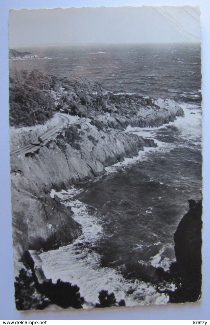 FRANCE - VAR - ANTHEOR - Les Falaises De La Corniche D'Or - 1960 - Antheor