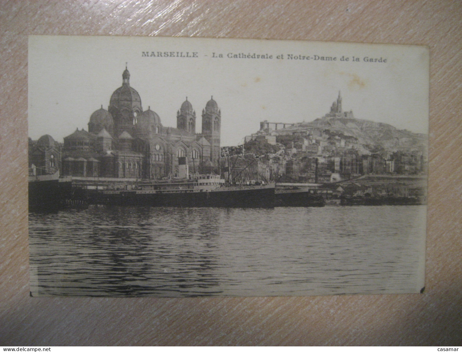 MARSEILLE La Cathedrale Et Notre-Dame De La Garde Ship Harbor Bouches-du-Rhone Postcard FRANCE - Notre-Dame De La Garde, Funicular Y Virgen