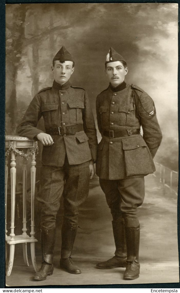 Carte Postale - Fantaisie - Portrait De 2 Hommes En Habits Militaire - Début 1900 (CP24705) - Männer