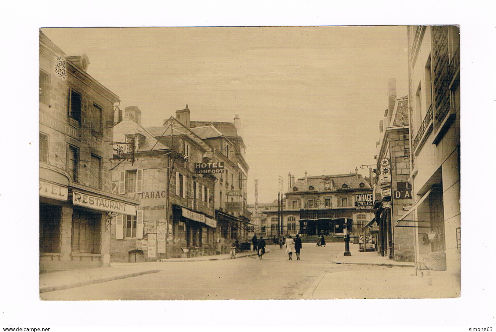 D 19   -  BRIVE - CARTE PHOTO - AVENUE DE LA GARE - Brive La Gaillarde