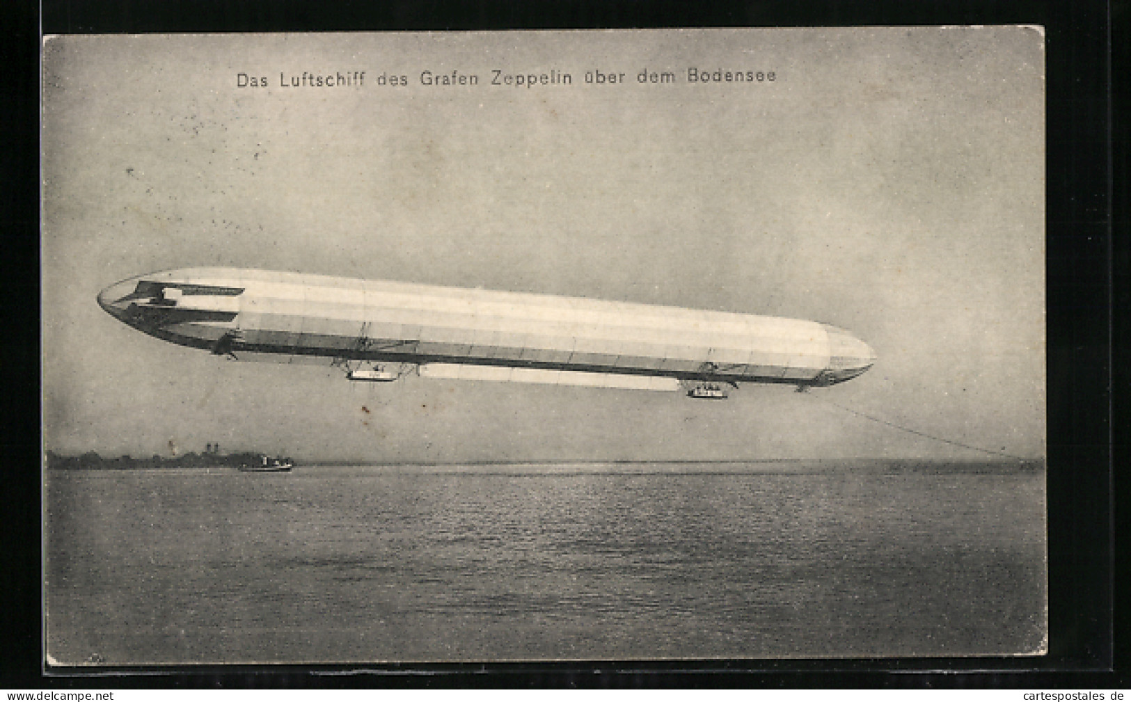 AK Das Luftschiff Des Grafen Zeppelin über Dem Bodensee  - Dirigeables