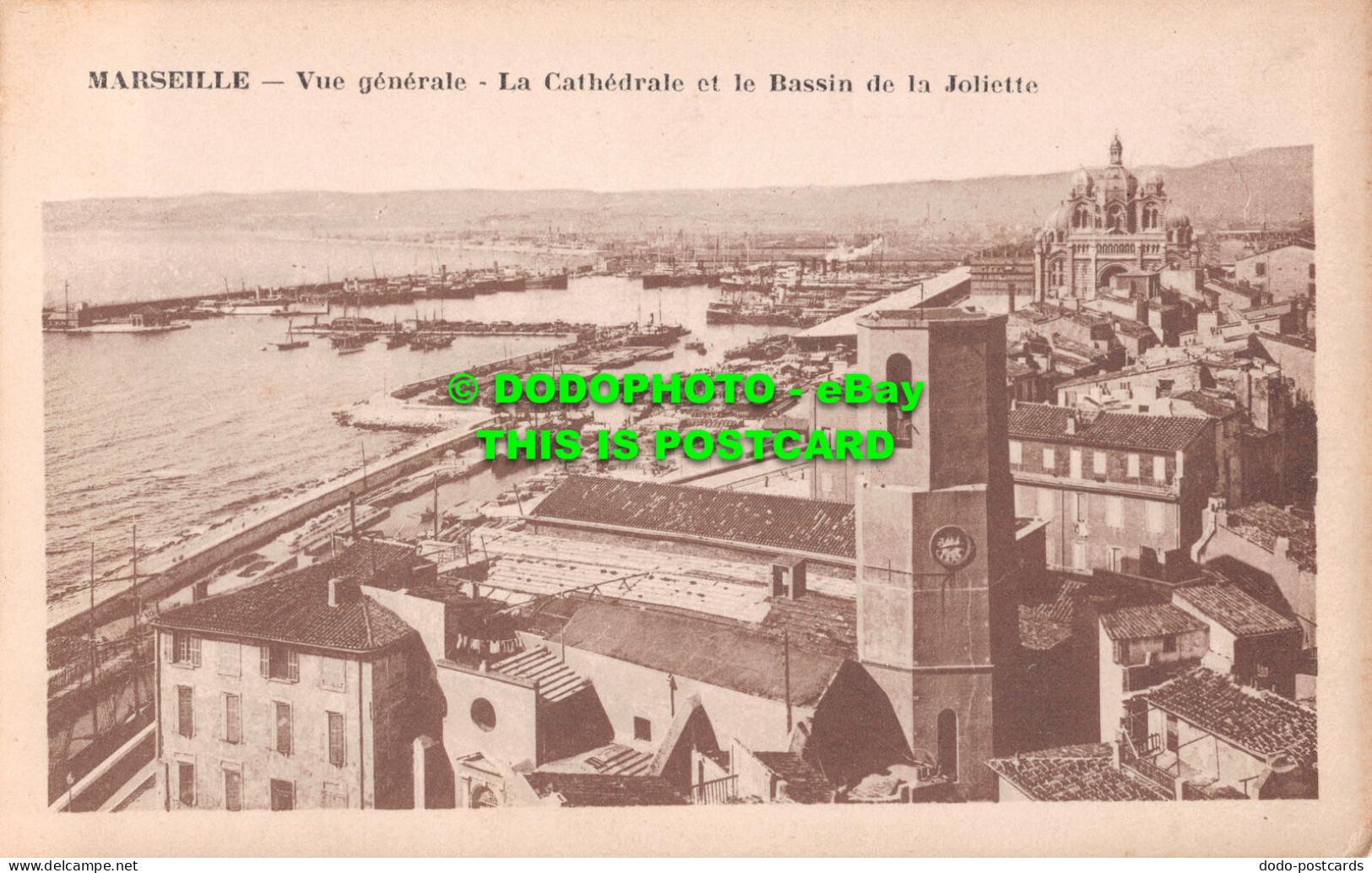 R512519 Marseille. Vue Generale. La Cathedrale Et Le Bassin De La Joliette - Welt