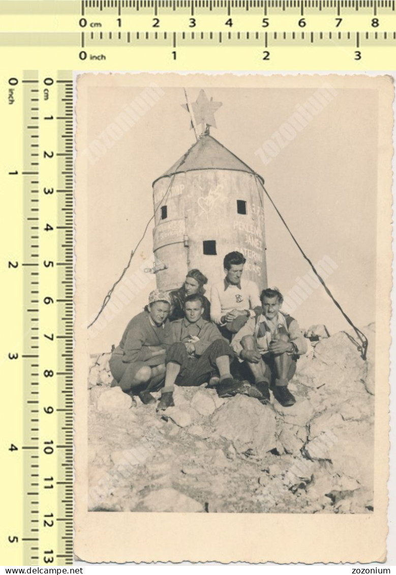 REAL PHOTO ANCIENNE - 1948 Aljaž Tower Aljažev Stolp Triglav Tower, People Mountaineers Old Original Snapshot - Anonyme Personen