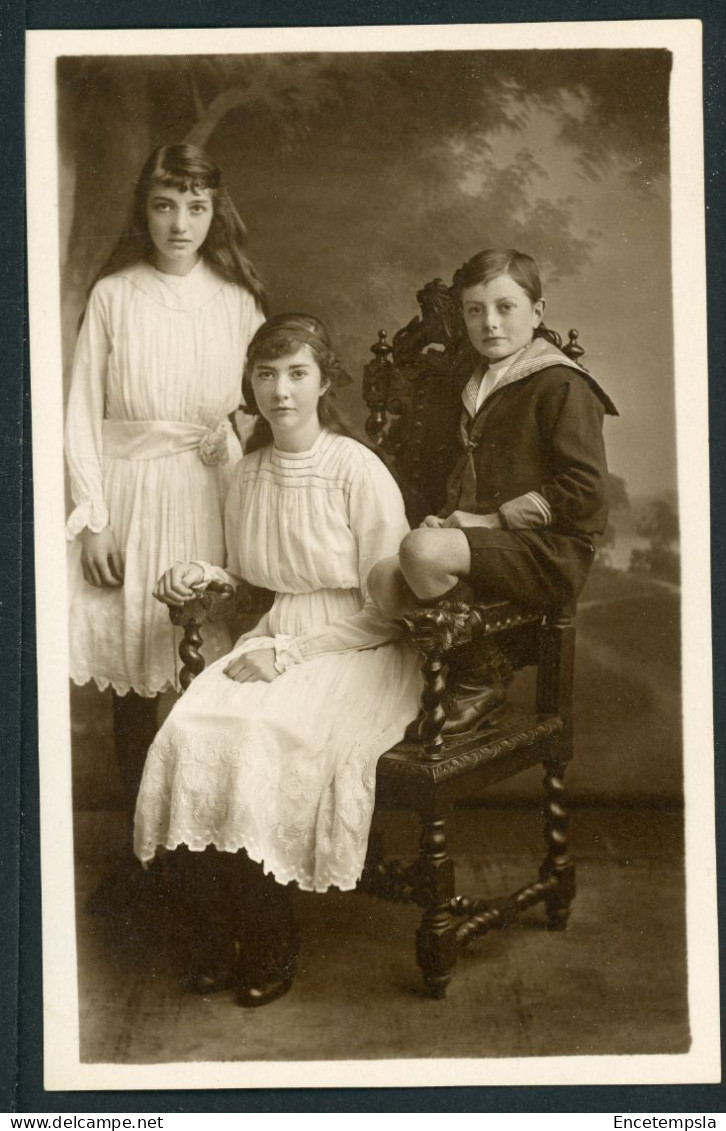 Carte Postale - Fantaisie - Portrait De Jeunes Filles - Début 1900 (CP24708) - Donne