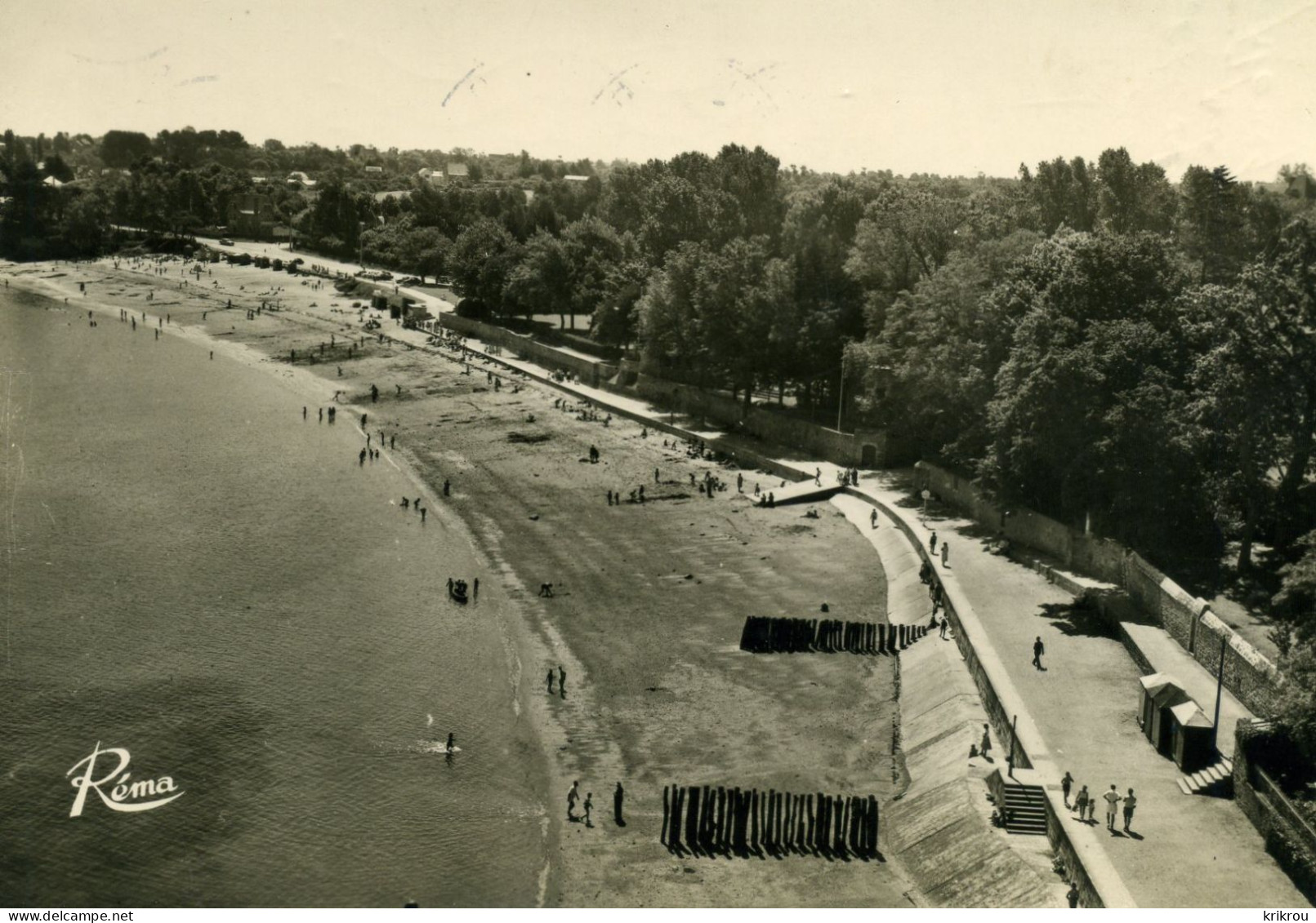 CPSM  DINARD  - La Plage Du Prieuré. - Dinard