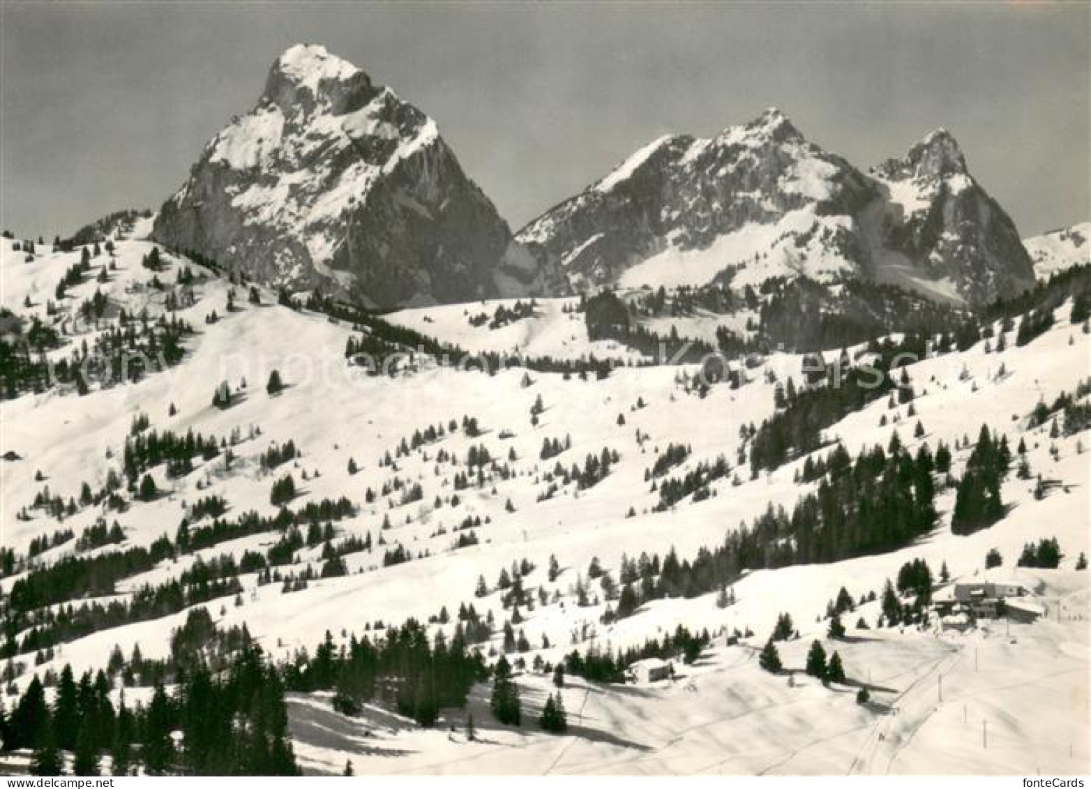 13712543 Ibergeregg SZ Hotel Passhoehe Mit Mythen Winterlandschaft Alpen  - Autres & Non Classés