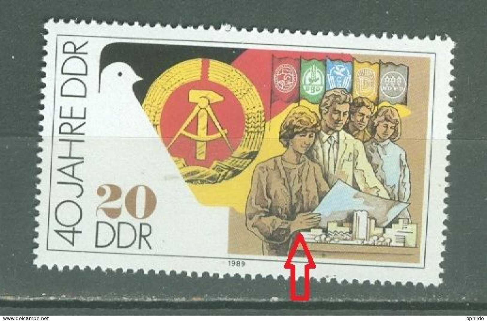 DDR    Michel 3281 F14    * *  TB  Gros Point Noir à La Main   - Abarten Und Kuriositäten