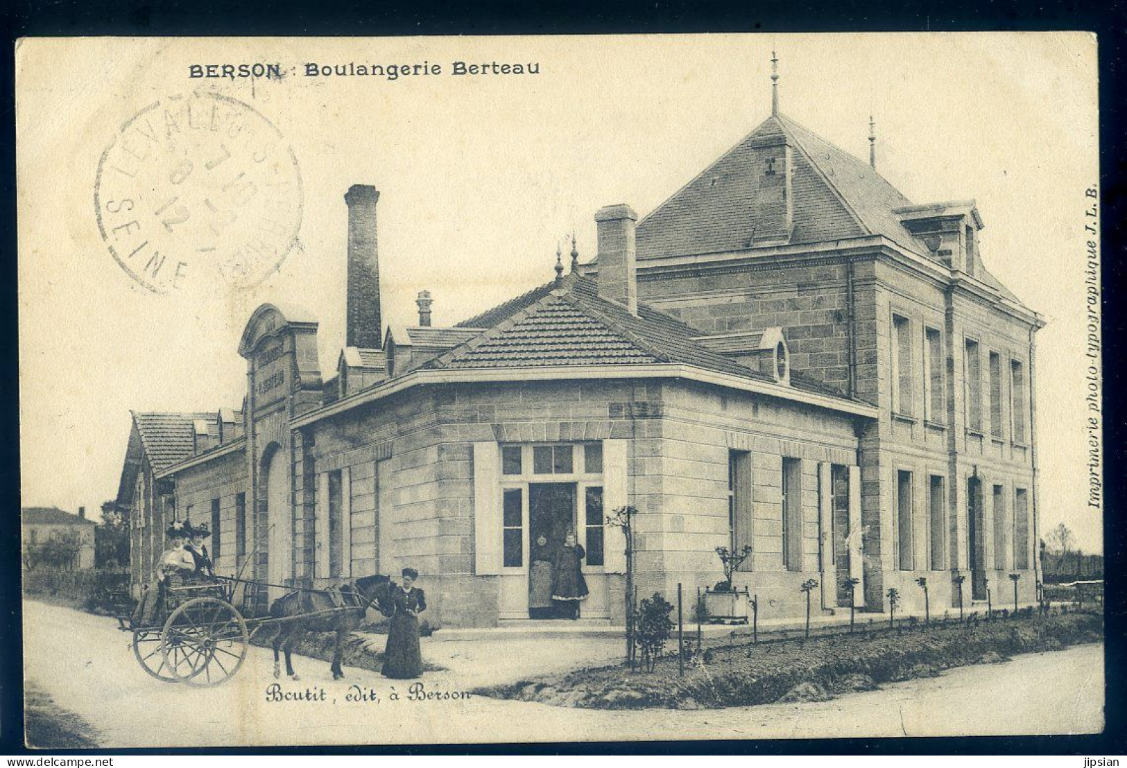 Cpa Du 33 Berson - Boulangerie Berteau   STEP188 - Other & Unclassified