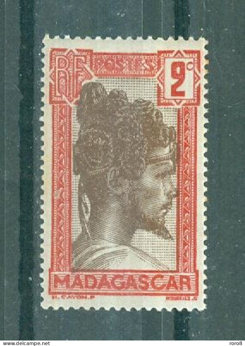 MADAGASCAR - N°162* MH Trace De Charnière SCAN DU VERSO - Chef Sakalave. - Nuovi