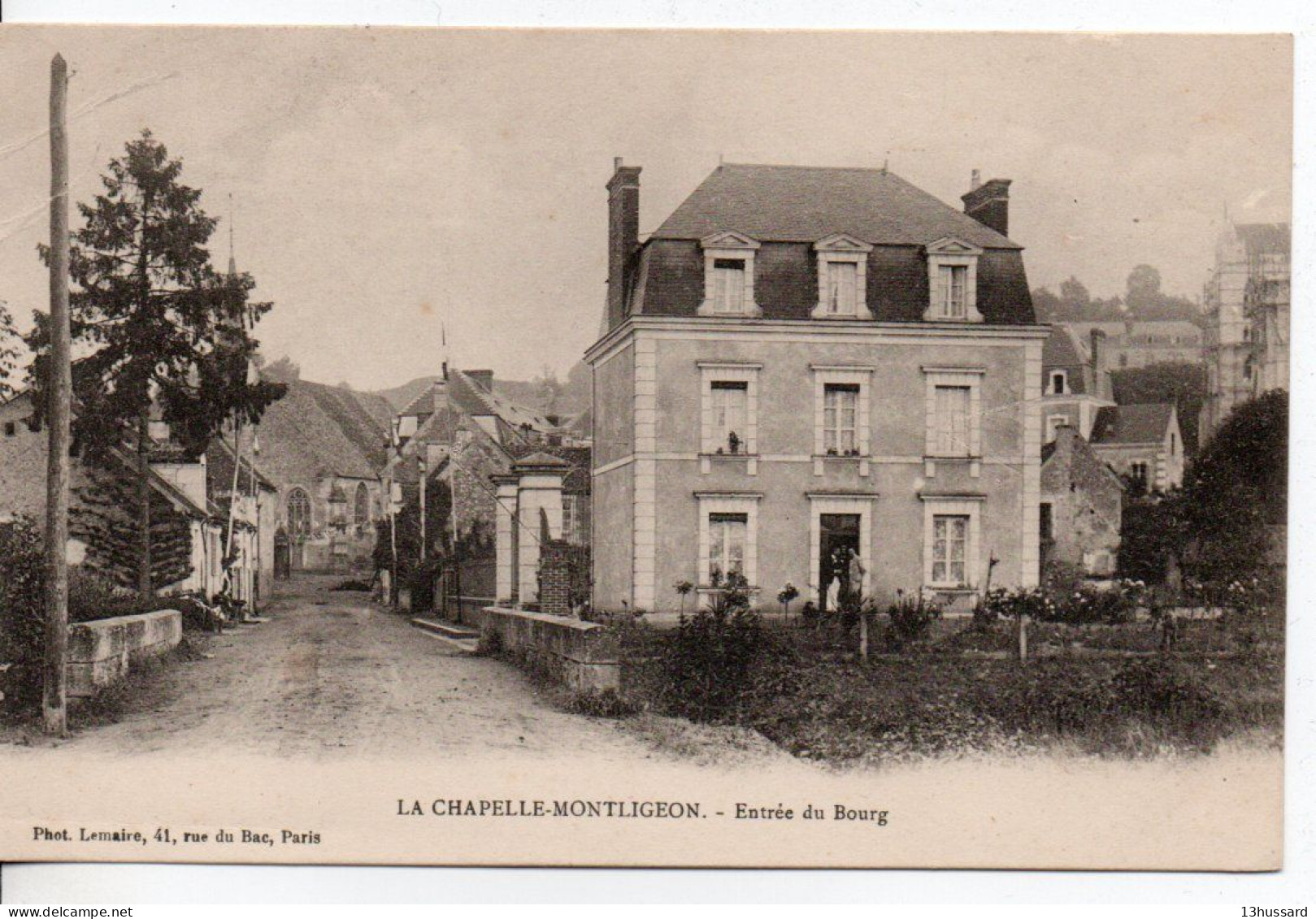 Carte Postale Ancienne La Chapelle Montligeon - Entrée Du Bourg - Autres & Non Classés