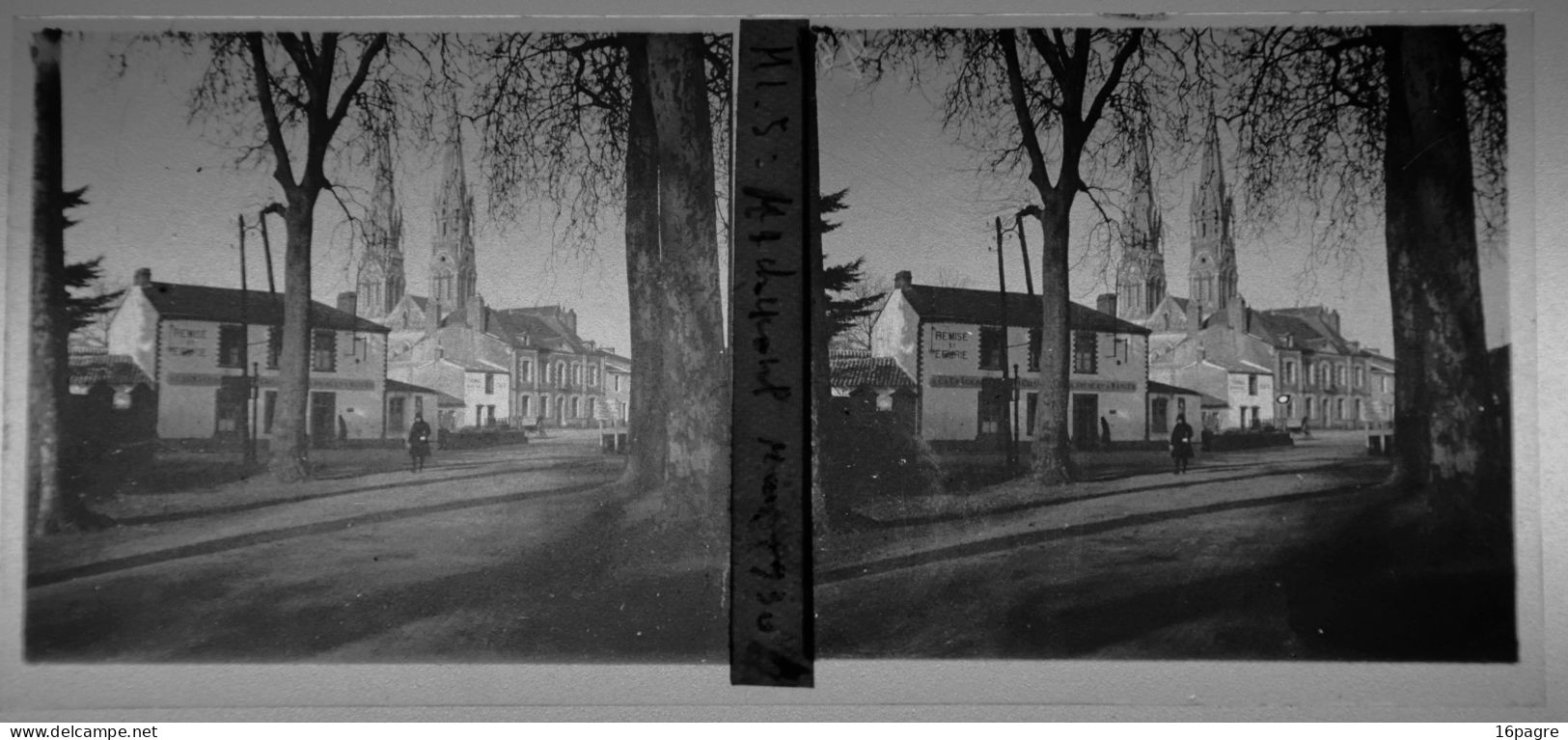 LOT DE CINQ PLAQUES DE VERRE STÉRÉO, MACHECOUL-SAINT-MÊME, 1930 ET 1933. LOIRE-ATLANTIQUE - Plaques De Verre