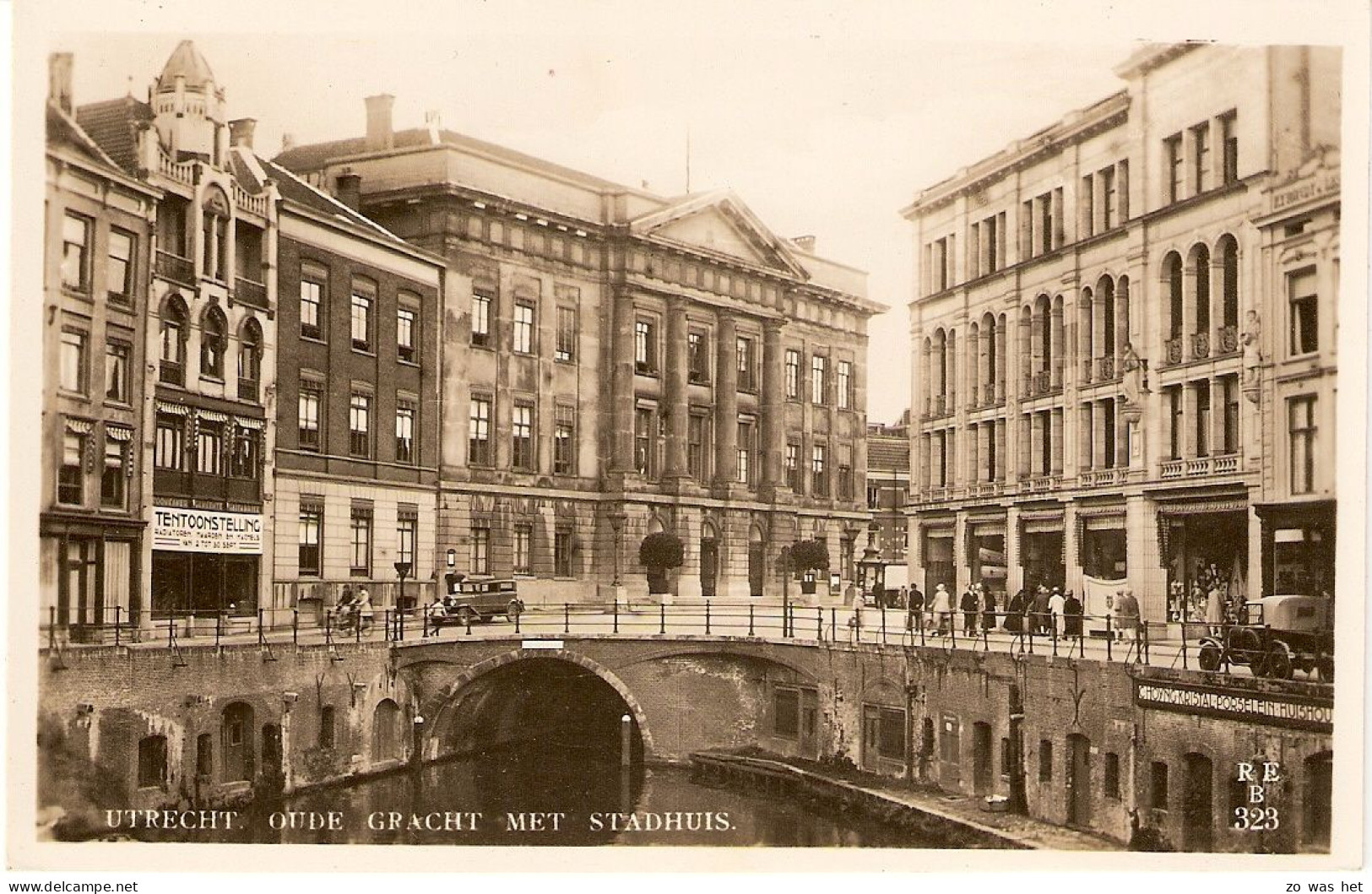 Utrecht, Oude Gracht Met Stadhuis - Utrecht