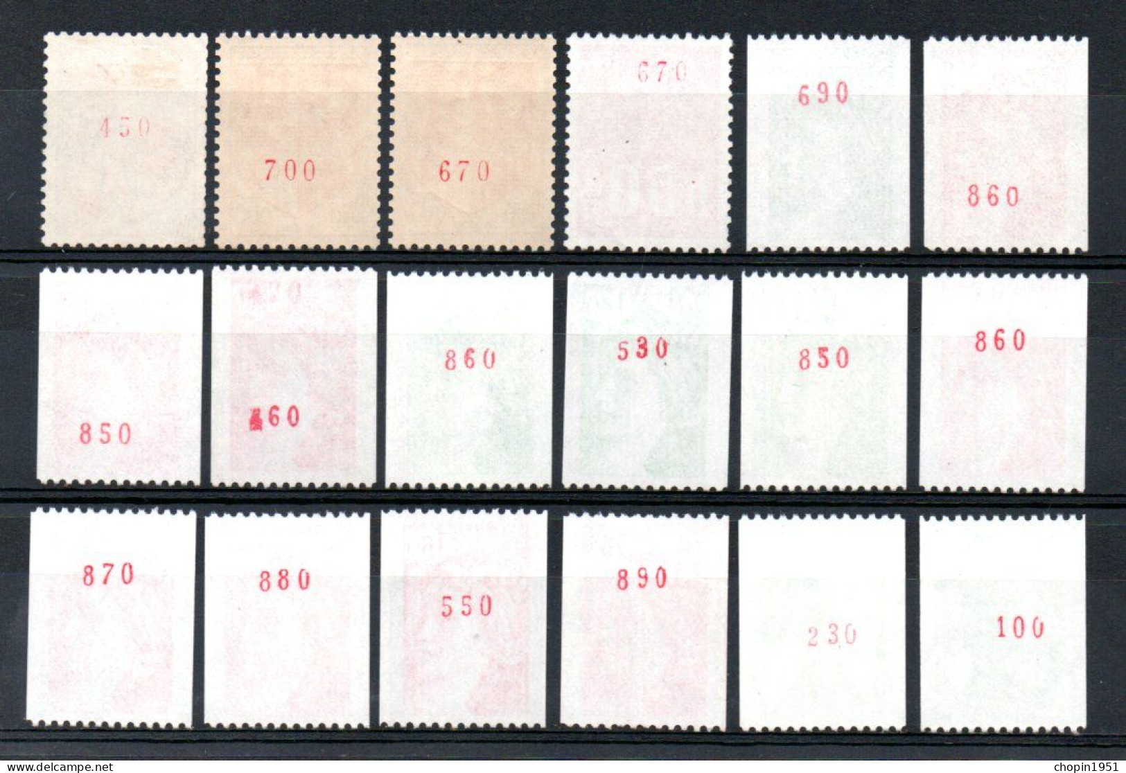 Lot De 33 Timbres Avec Numéros De Roulettes Au Dos - Roulettes