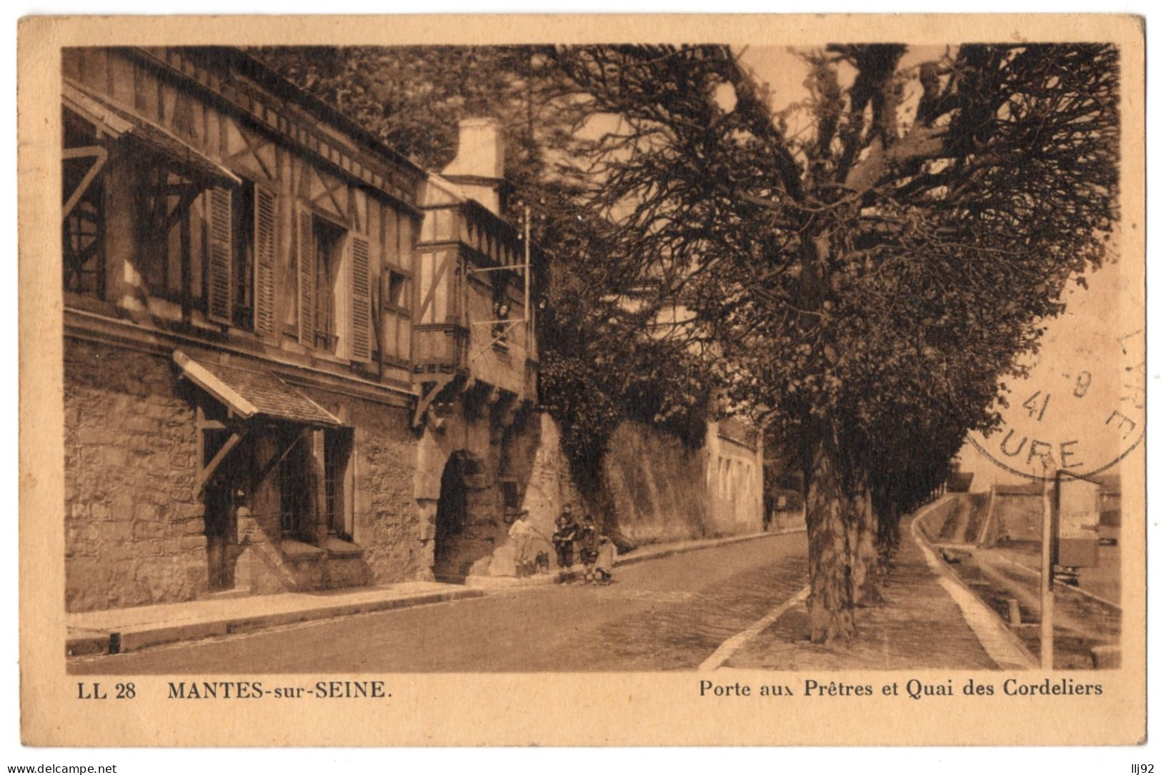 CPA 78 - MANTES SUR SEINE (Yvelines) - LL 28. Porte Aux Prêtres Et Quai Des Cordeliers - Ed. Picot - Mantes La Jolie