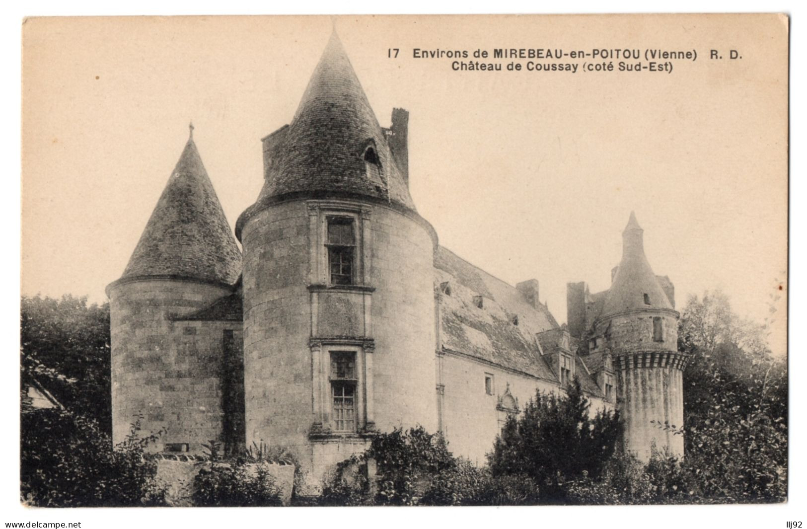 CPA 86 - Environs De MIREBEAU En POITOU (Vienne) - 17. Château De Coussay (côté Sud-est) - R. D. - Mirebeau