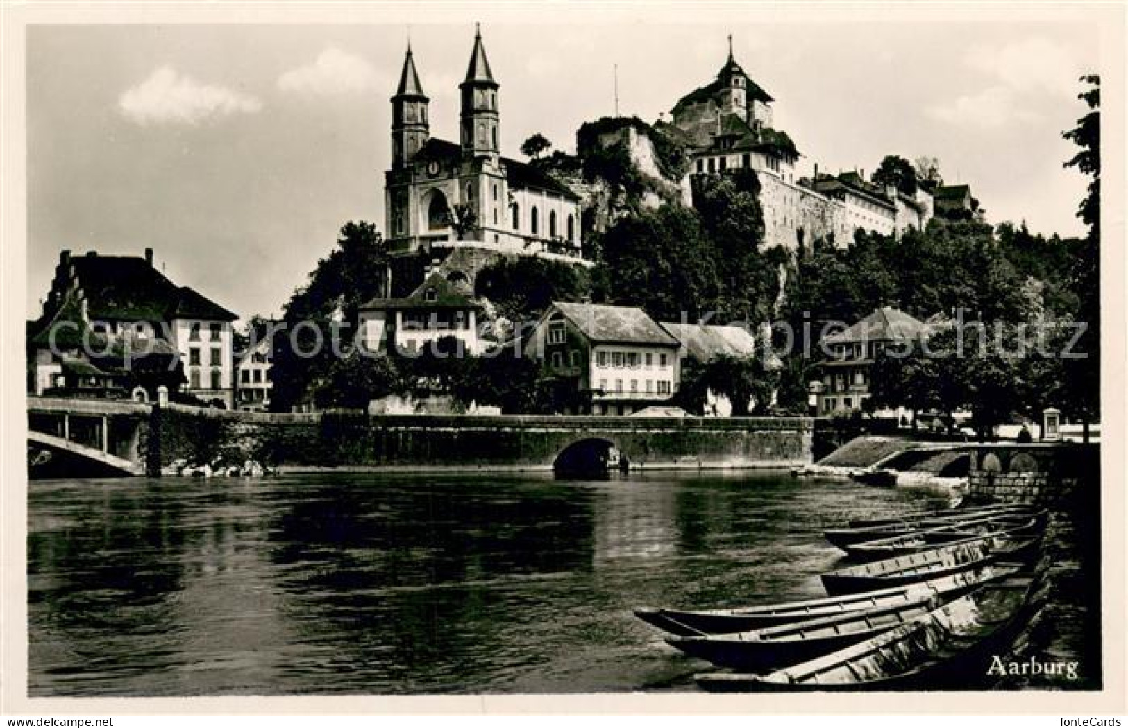 13707002 Aarburg AG Blick Ueber Die Aare Zur Kirche Und Festung Aarburg AG - Sonstige & Ohne Zuordnung