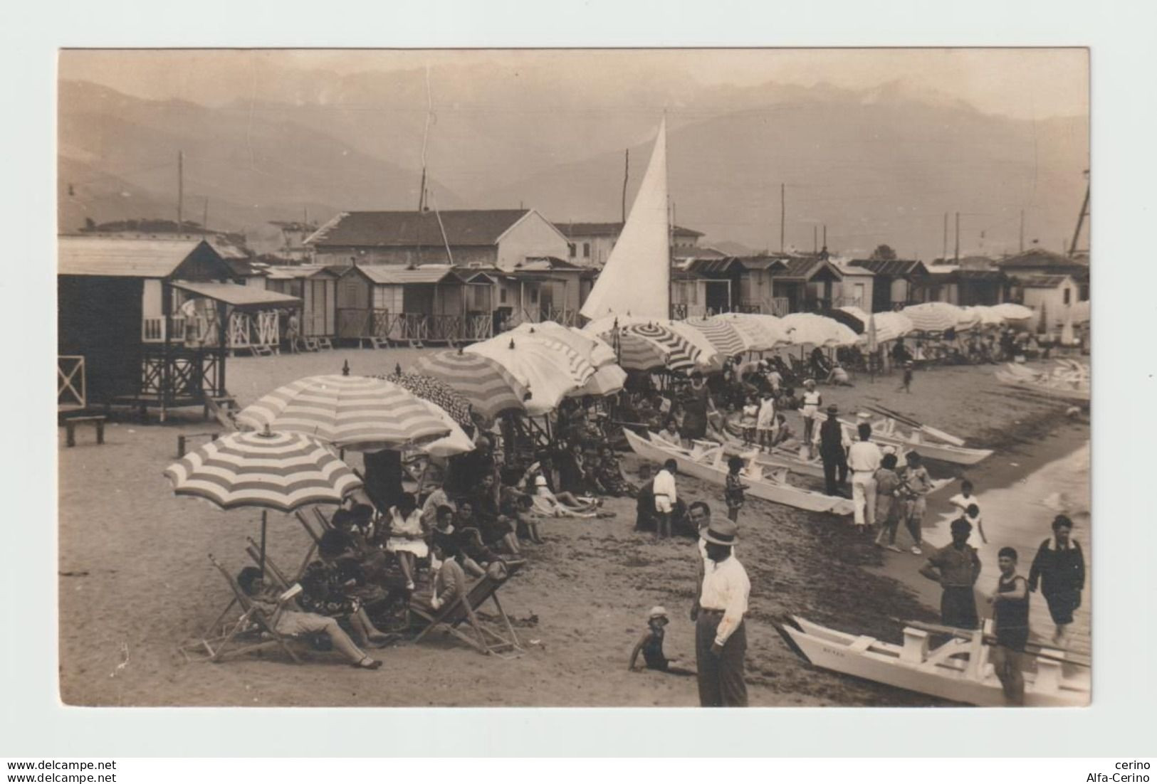 MARINA  DI  CARRARA:  LA  SPIAGGIA  -  FOTO  -  FP - Carrara