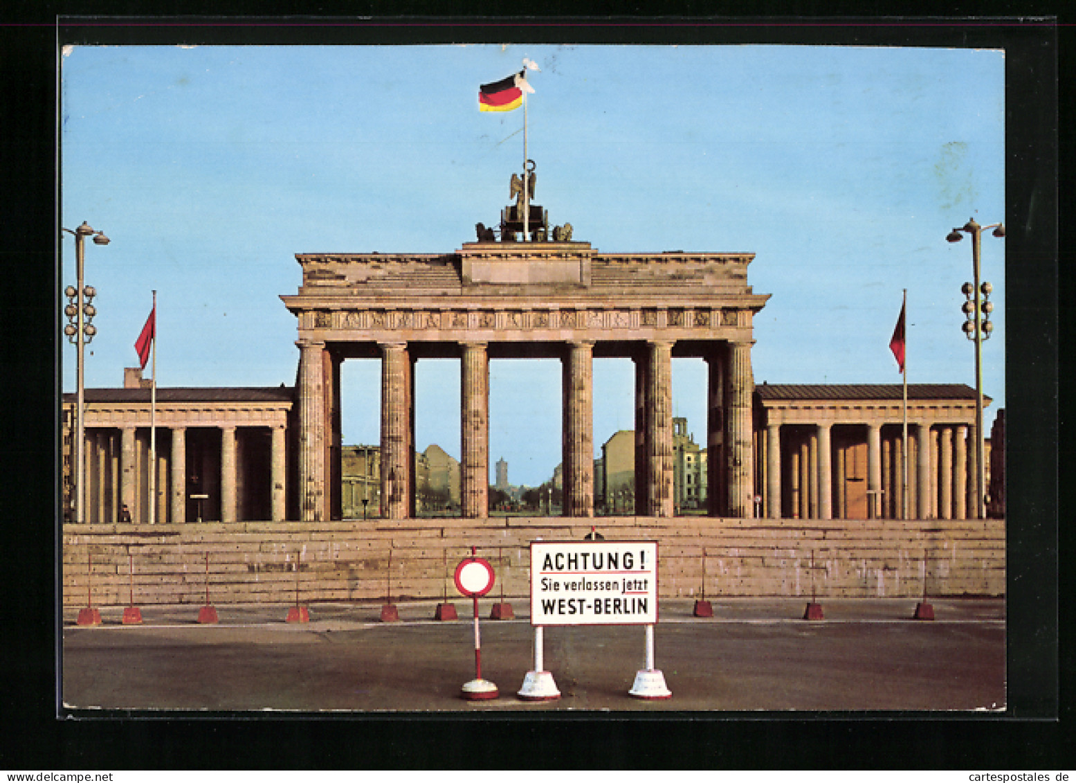 AK Berlin, Mauer Am Brandenburger Tor, Grenze  - Douane