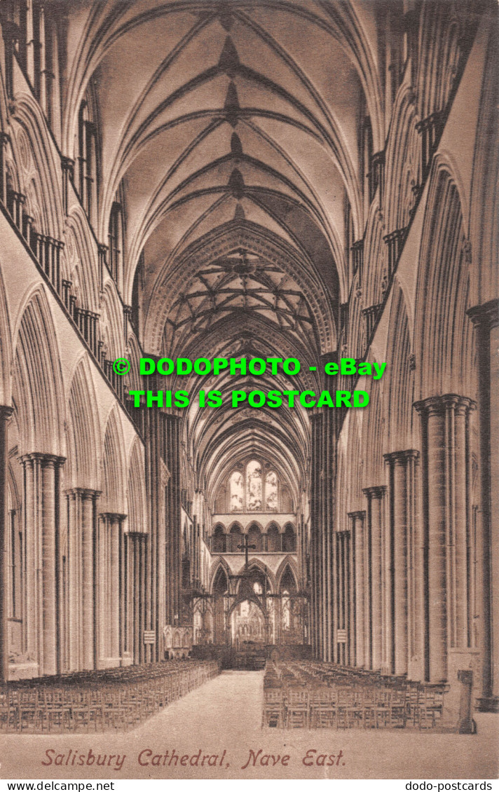 R516158 Salisbury Cathedral. Nave East. F. Frith. No. 19758 - Wereld