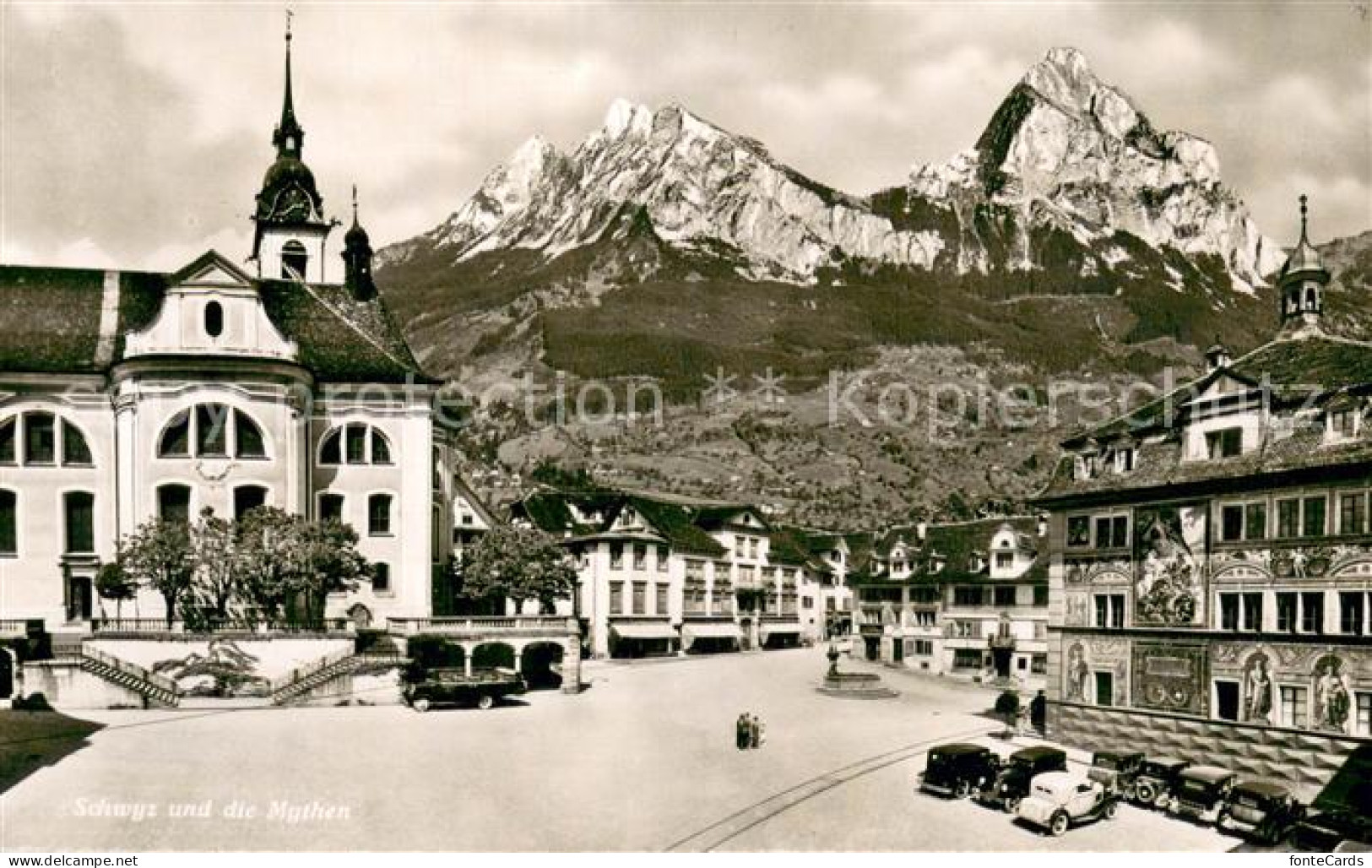 13677052 Schwyz Marktplatz Blick Auf Die Mythen Schwyz - Other & Unclassified