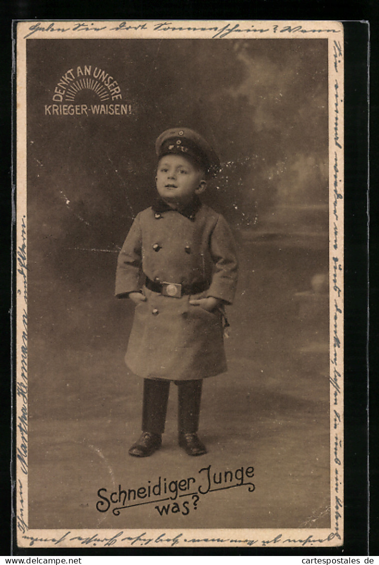 AK Schneidiger Deutscher Junge In Uniform Mit Mütze  - Guerre 1914-18