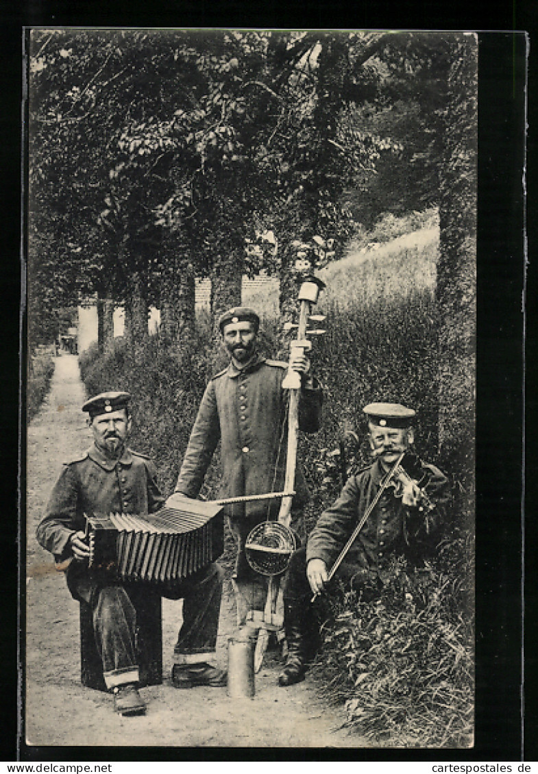 AK Wasserburger Landsturm-Schrammeln, Soldaten Mit Ziehharmonika Und Geige  - Guerra 1914-18