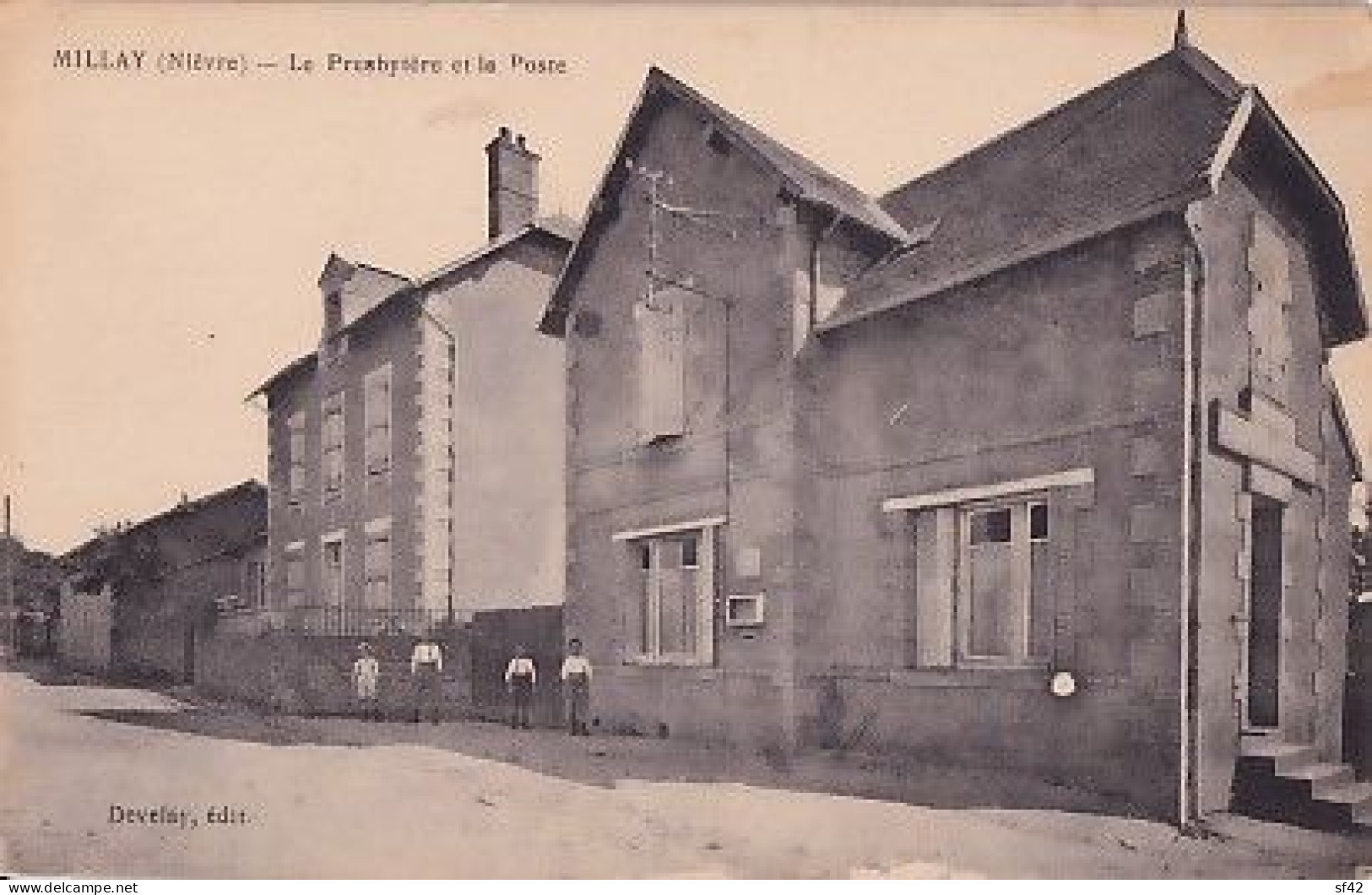 MILLAY               LE PRESBYTERE ET LA POSTE - Autres & Non Classés