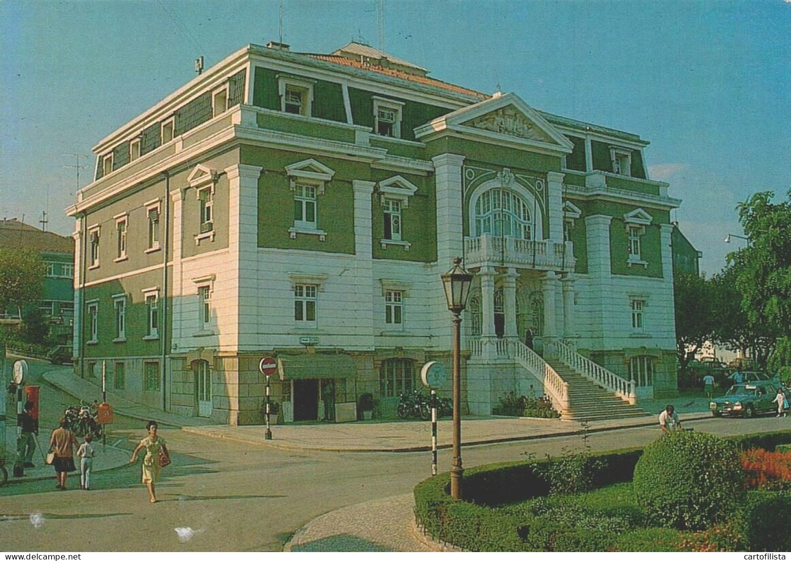 LOURES, Lisboa - Edificío Atual Da Câmara Municipal De Loures  ( 2 Scans ) - Lisboa