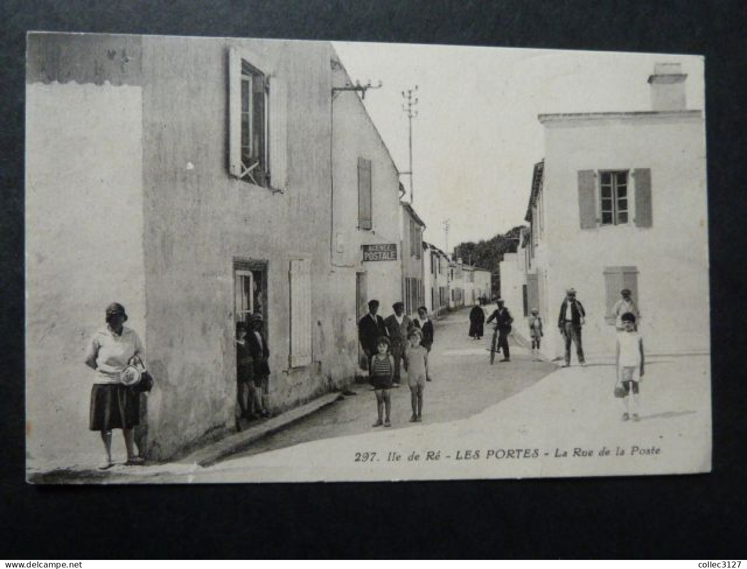 T2  - 17 - Ile De Ré - Les Portes - La Rue De La Poste - Ile De Ré