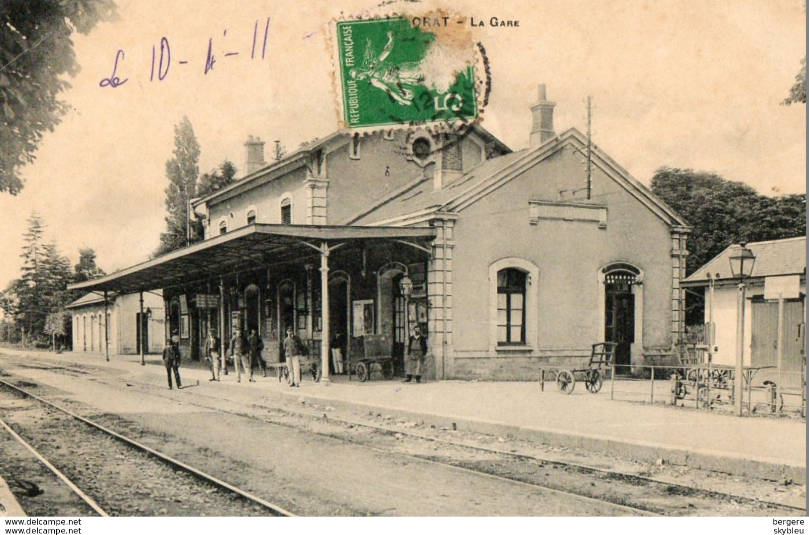 87. CPA - LE DORAT - La Gare - Personnel Des Chemins De Fer Sur Le Quai - 1911 - - Le Dorat