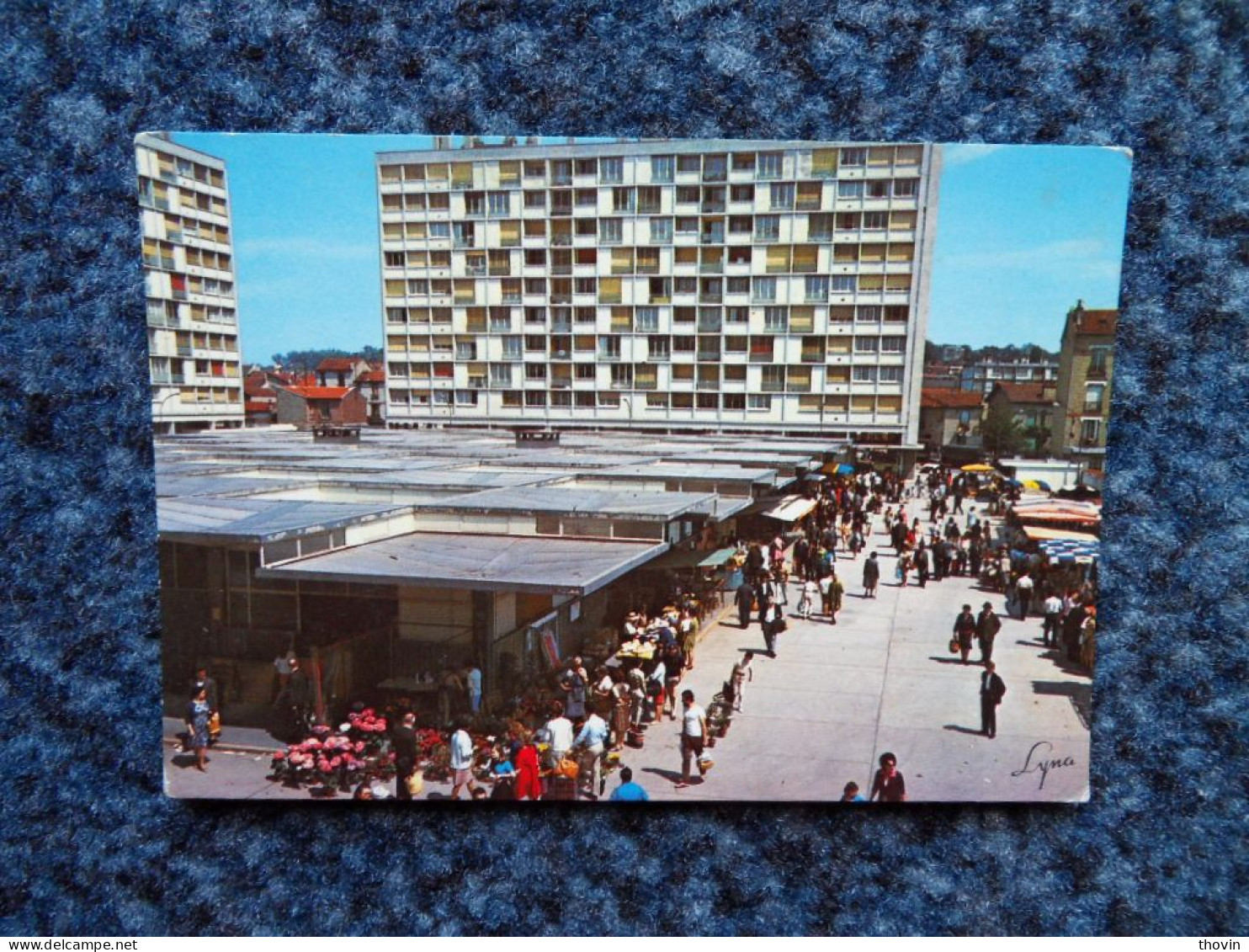 KB10/1062-Les Cités Suresnes Le Marché1975 - Suresnes