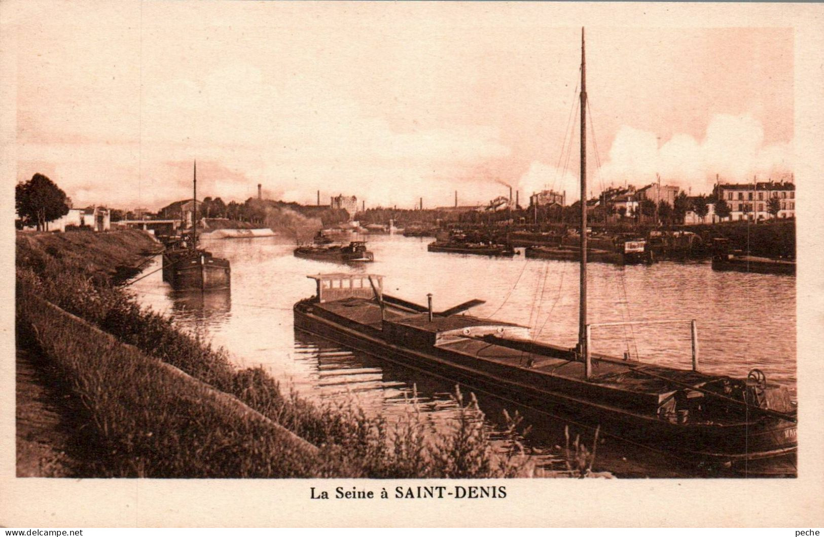 N°1038 W -cpa La Seine à Saint Denis -péniches- - Houseboats