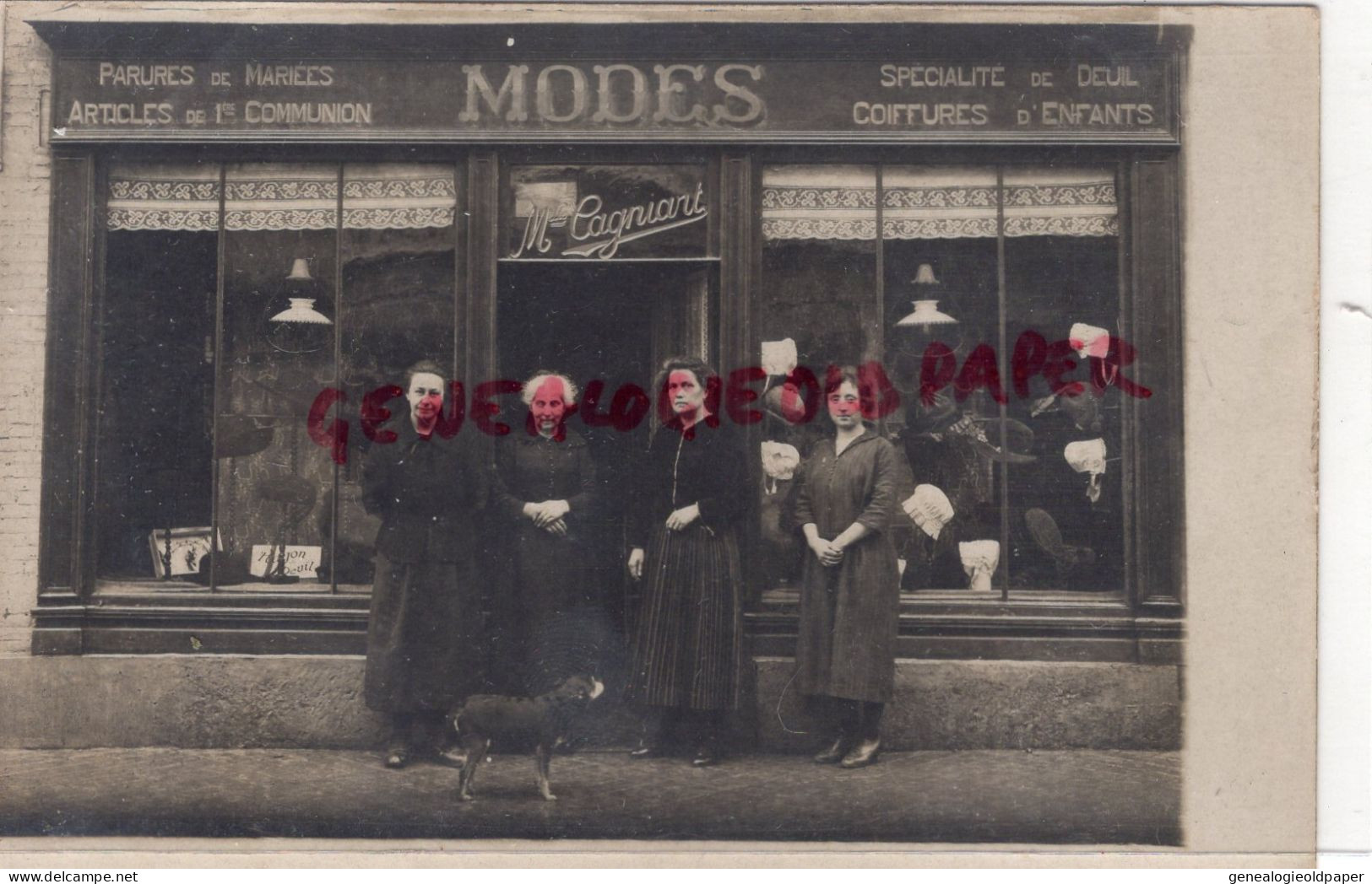 02- HIRSON - RARE CARTE PHOTO MLLE CAGNIART - MODES CHAPEAUX CHAPELLERIE -MLLE LEBOUTET MODISTE - Hirson