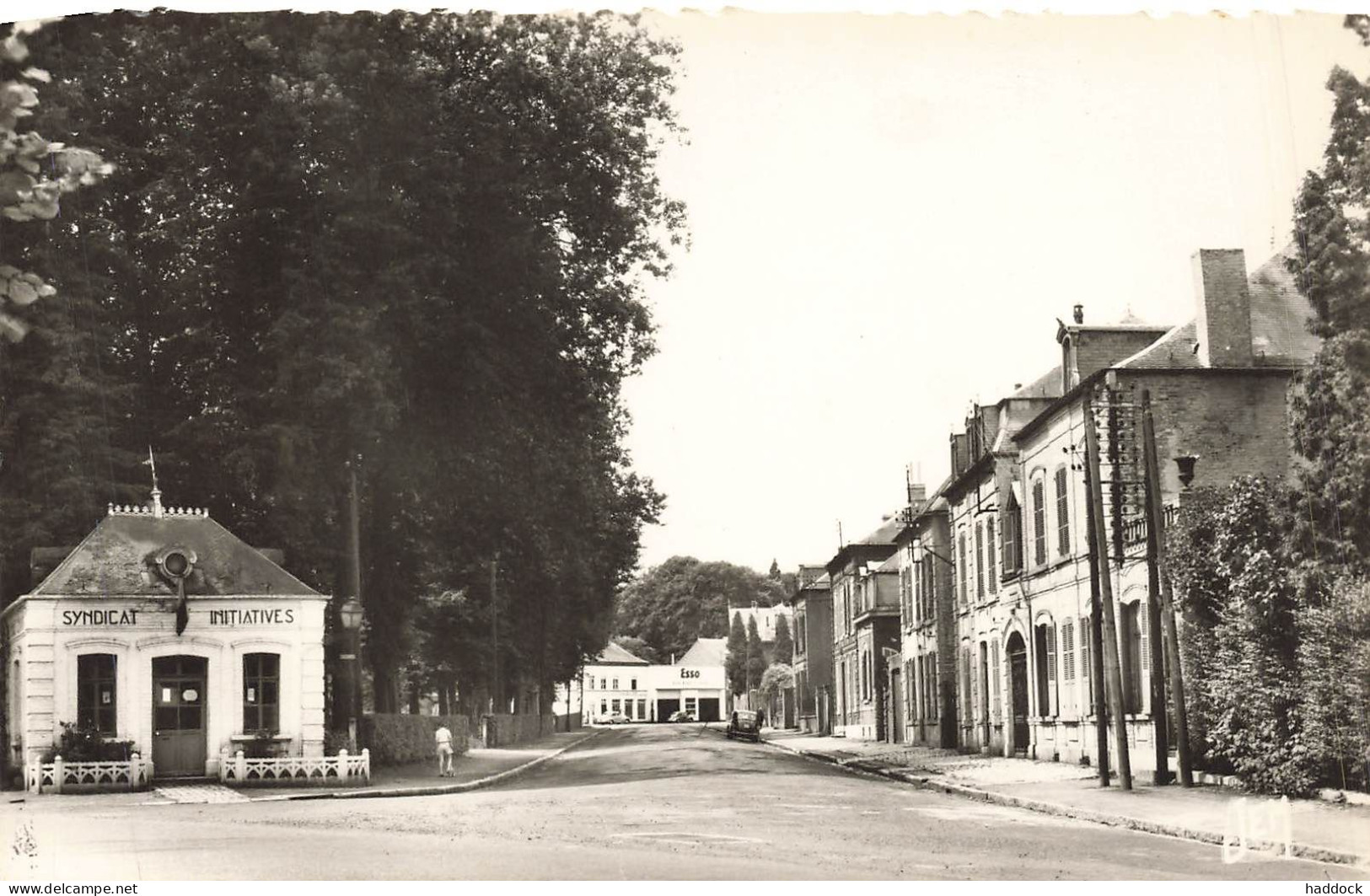 AVESNES SUR HELPE : AVENUE JESSEE DE FOREST - Avesnes Sur Helpe