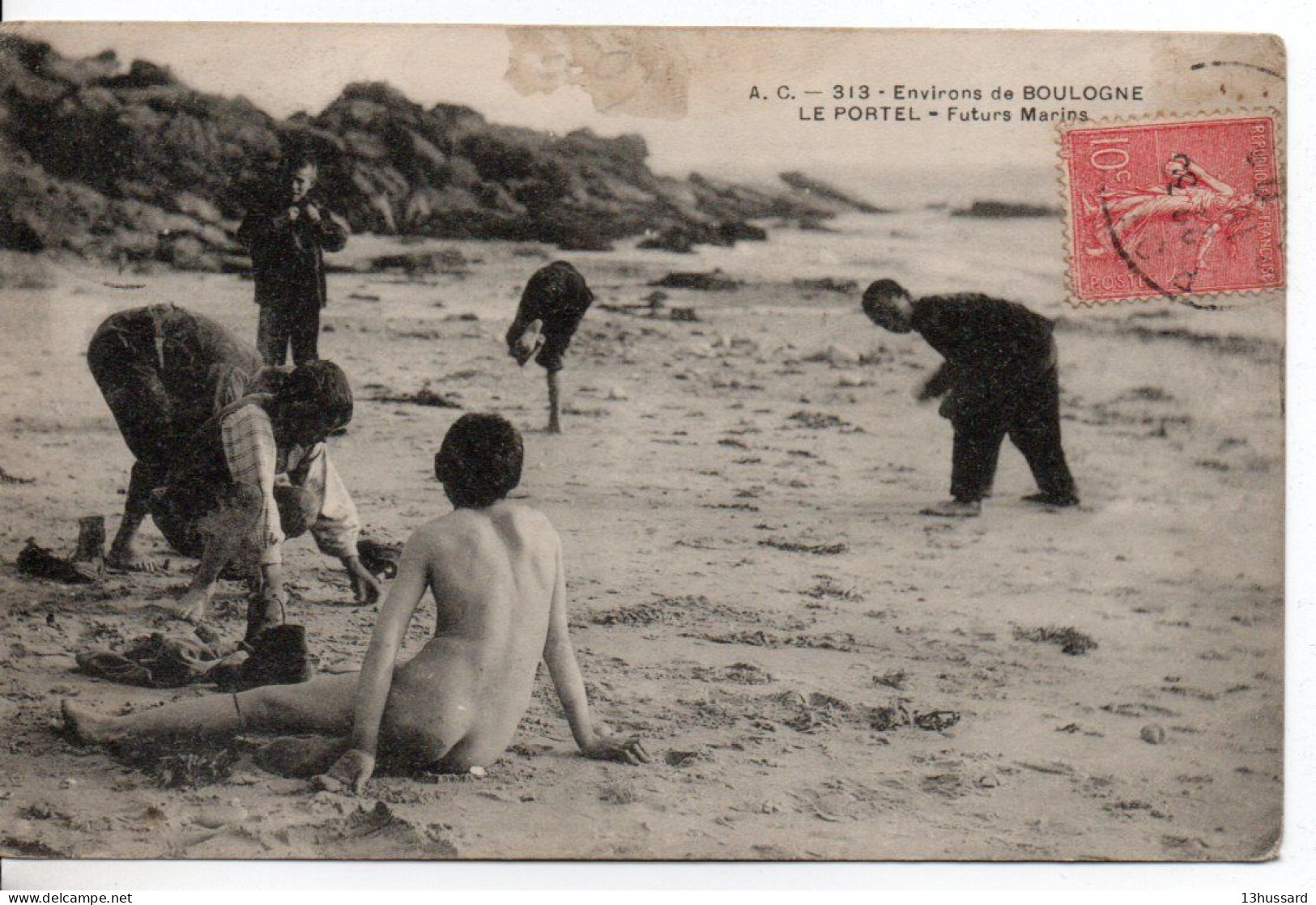 Carte Postale Ancienne Le Portel - Futurs Marins - Nu Assis Sur La Plage - Le Portel