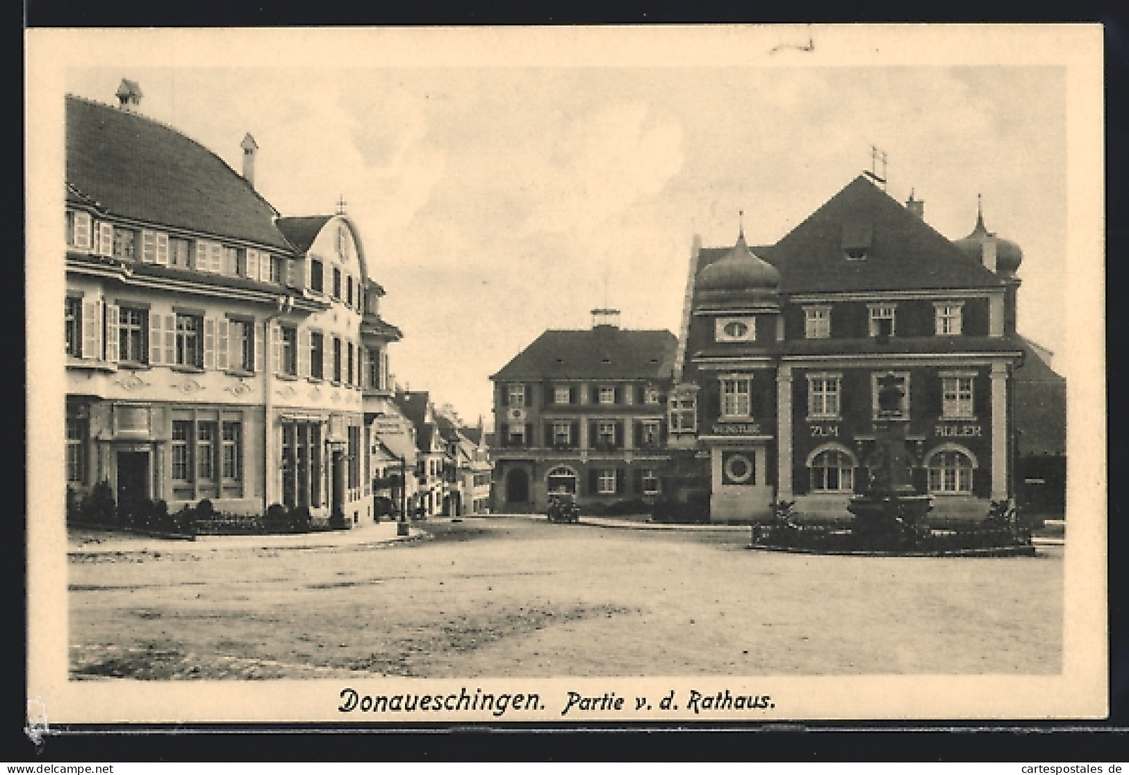 AK Donaueschingen, Rathaus Mit Gasthaus Zum Adler Und Brunnen  - Donaueschingen