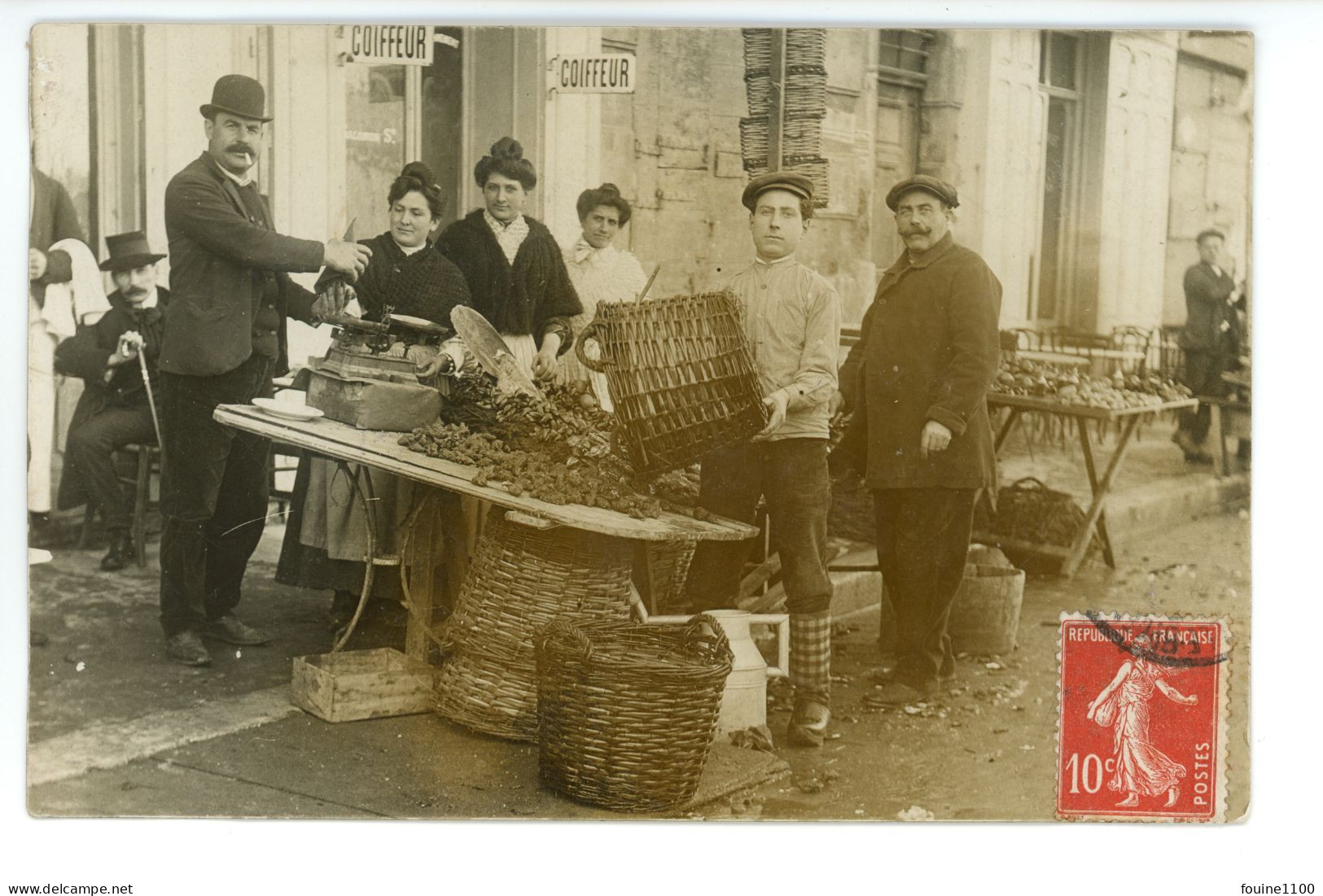 CARTE PHOTO à Identifier Marchand Vendeur Ambulant ( Des Huîtres ? à Vérifier ) Envoyée à L'instituteur D' Aspremont 06 - Fliegende Händler