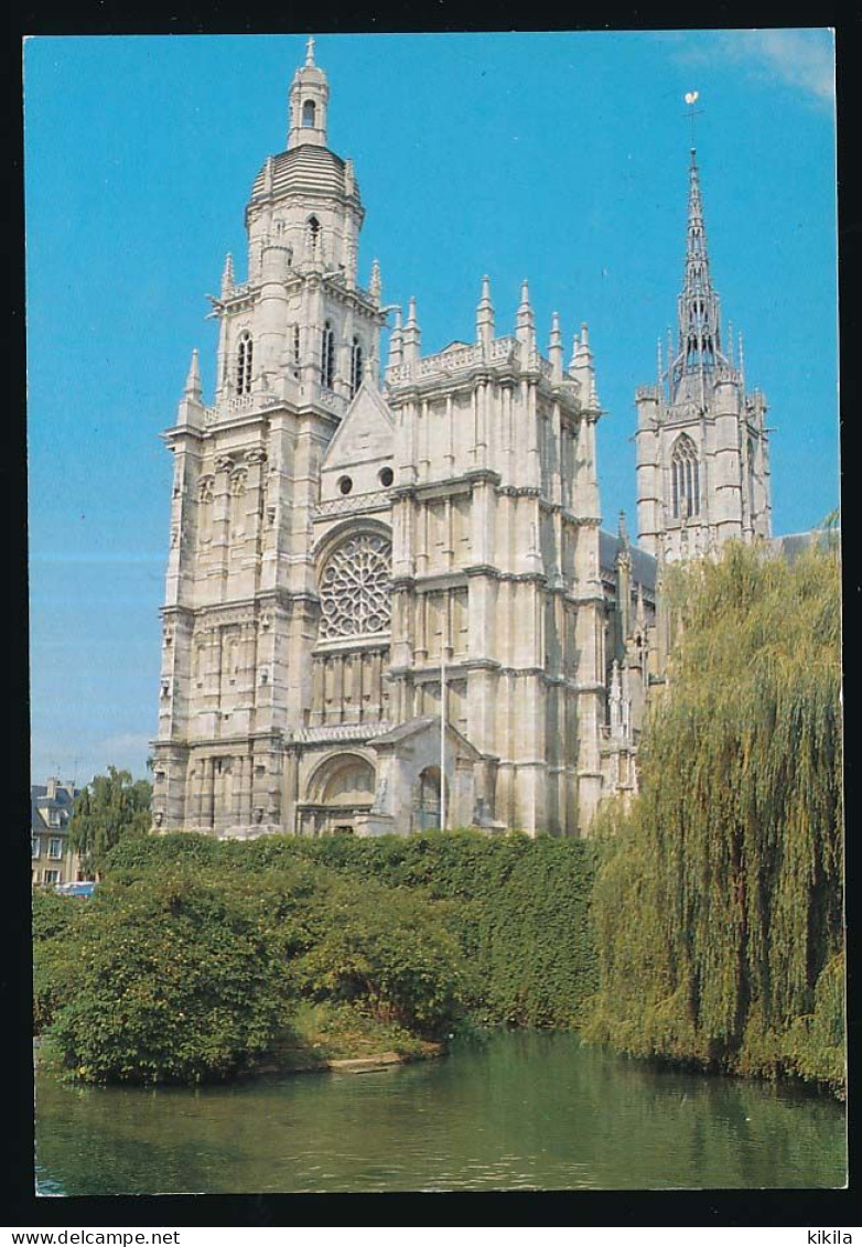 CPSM / CPM 10.5 X 15  Eure  EVREUX La Cathédrale - Evreux