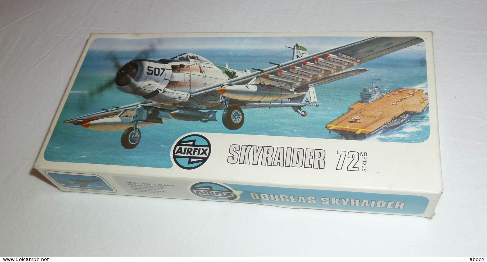 MAQUETTE AIRFIX DOUGLAS SKYRAIDER 1/72e Vintage - Aviones