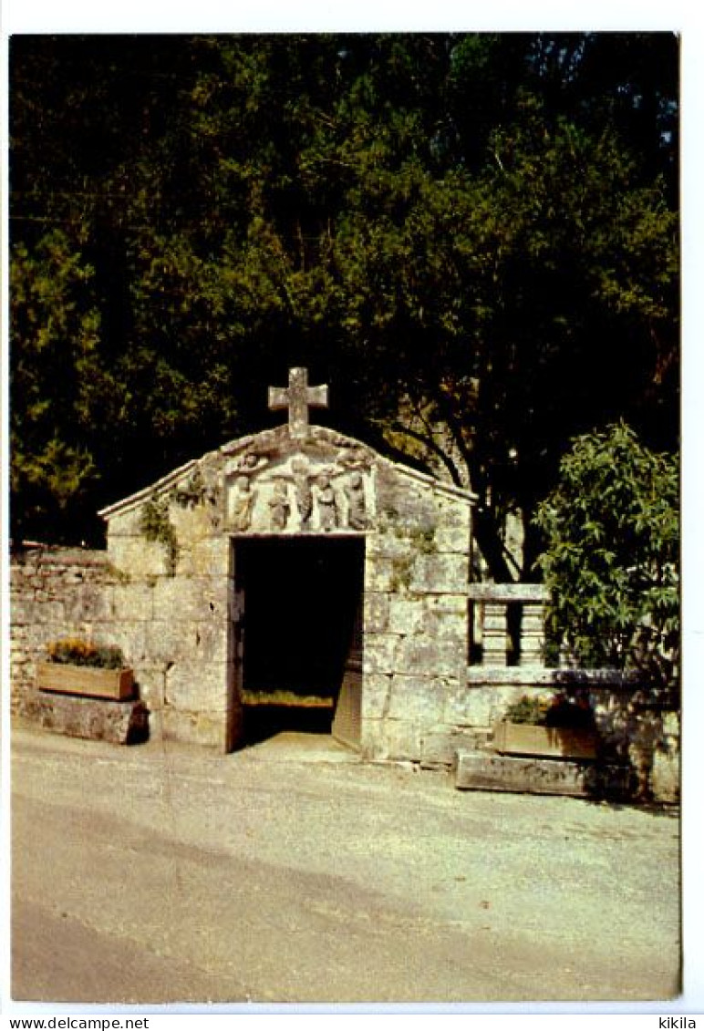 CPSM / CPM 10.5 X 15 Dordogne SAVIGNAC LES EGLISES Chapelle St Christophe  Portail Et Fresque Du XIII° Siècle  * - Autres & Non Classés