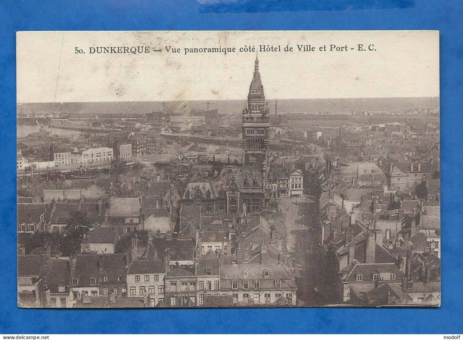 CPA - 59 - Dunkerque - Vue Panoramique Côté Hôtel De Ville Et Port - Circulée En 193? - Dunkerque