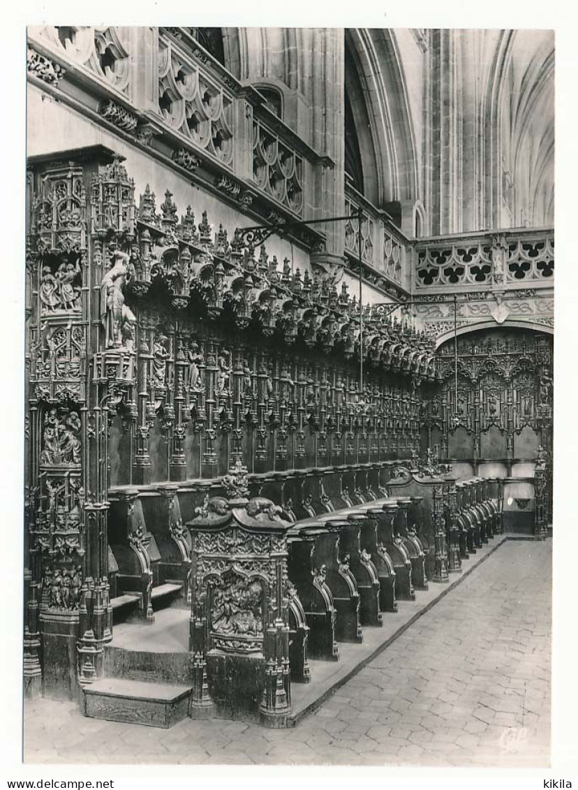 CPSM  10.5 X 15 Ain BOURG-EN-BRESSE  Eglise De BROU Début XVI° S.  Les Stalles - Brou - Iglesia