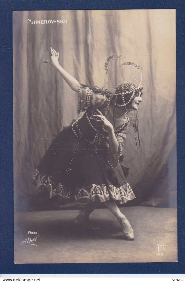 CPA Pologne Polen Danse Napierowska Femme Woman Non Circulée - Pologne