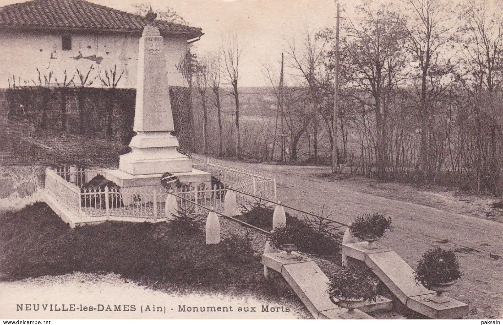 Cpa Neuville-les-Dames (Ain) - Monument Aux Morts Canton De Châtillon-sur-Chalaronne 01 Guerre 14-18 - Ohne Zuordnung