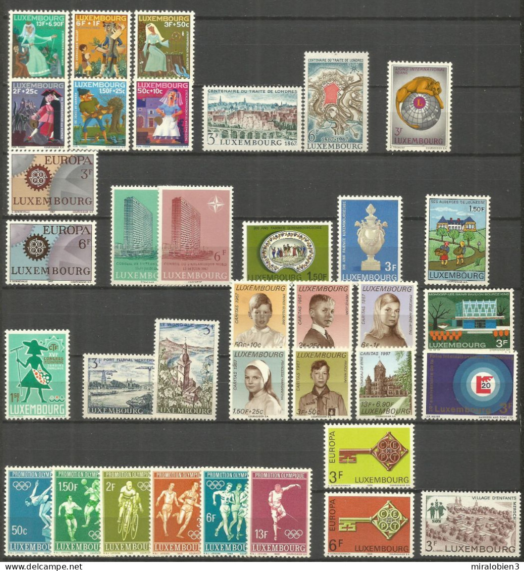 LUXEMBURGO 1961-1970 GRAN CONJUNTO ** SERIES COMPLETAS SIN FIJASELLOS EN COLECCION ALTO VALOR DE CATALOGO - Unused Stamps