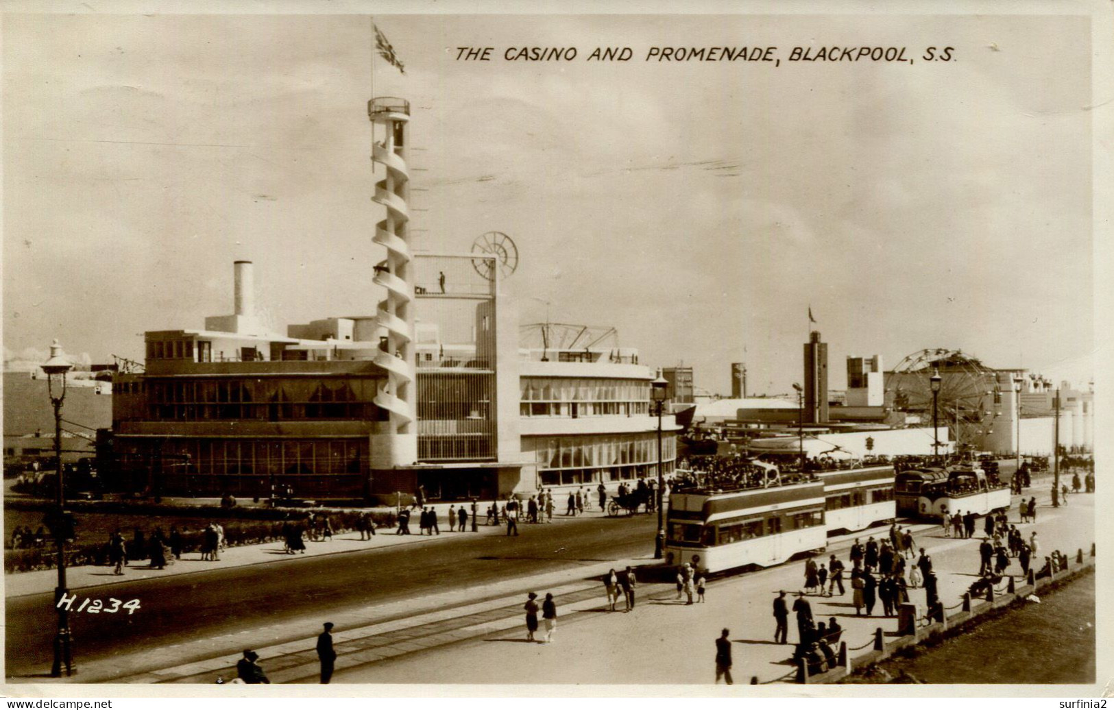 LANCS - BLACKPOOL - THE CASINO AND PROMENADE RP   La4412 - Blackpool