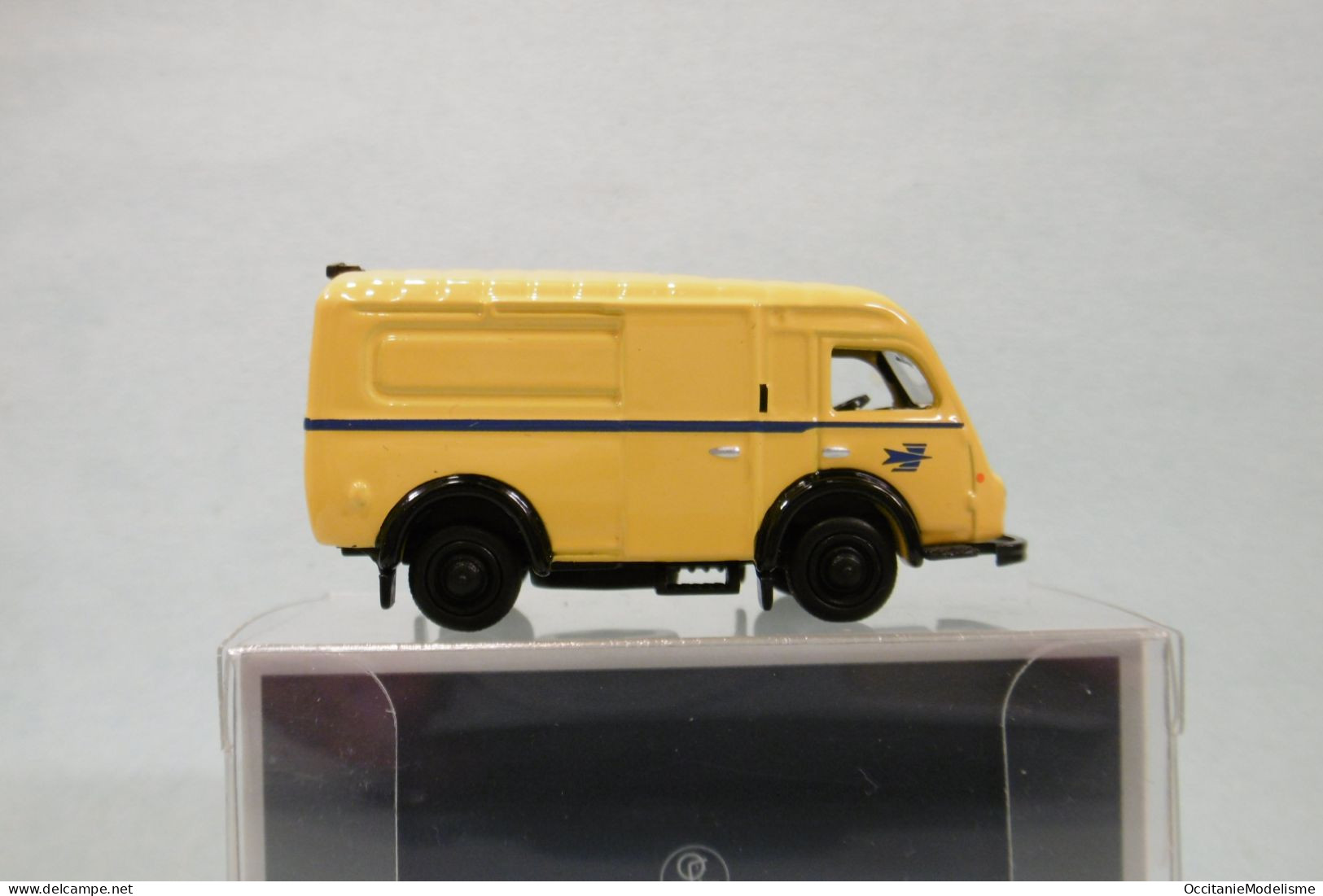 Norev - RENAULT 1000kg 1960 LA POSTE Réf. 518462 Neuf NBO HO 1/87 - Strassenfahrzeuge