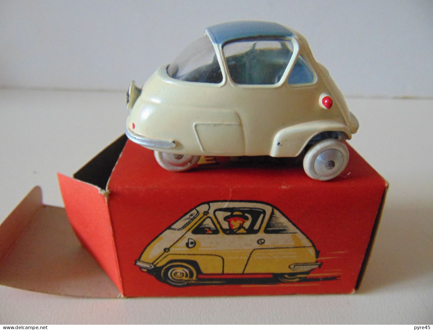 Voiture " Isetta Velam " Quiralu, Dans Sa Boite - Toy Memorabilia